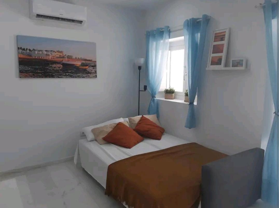 Apartment Casa Playa Caleta, A 4 Minutos De La Playa Cadiz